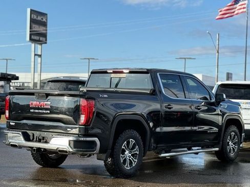 Used 2020 GMC Sierra 1500 SLE w/ SLE Value Package image 30
