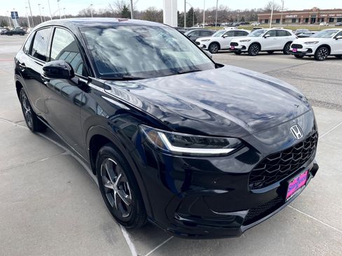 Used 2024 Honda HR-V EX-L image 4