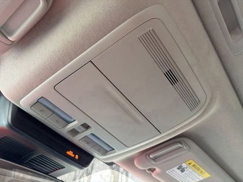 Used 2024 MAZDA MAZDA3 s image 25