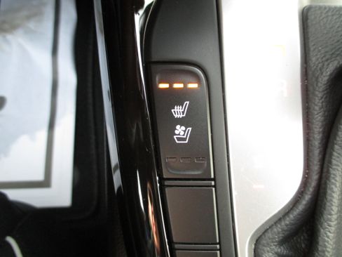 Used 2024 Kia Forte GT-Line w/ GT-Line Premium Package image 18