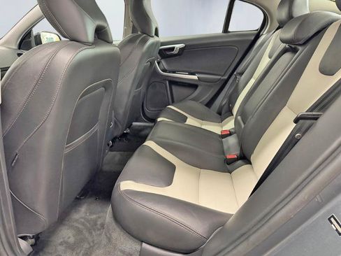 Used 2016 Volvo S60 T5 Cross Country Platinum AWD/4WD image 22