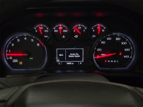 Used 2019 Chevrolet Silverado 1500 Custom w/ Custom Value Package image 24