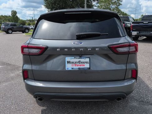 Used 2023 Ford Escape ST-Line w/ Tech Pack #1 FWD image 5