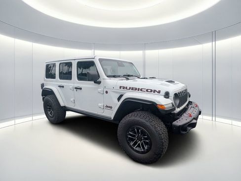 New 2026 Jeep Wrangler Unlimited Rubicon w/ Xtreme 35 Tire Package AWD/4WD image 2