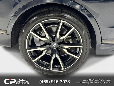 Used 2020 BMW X7 xDrive40i w/ M Sport Package AWD/4WD image 33