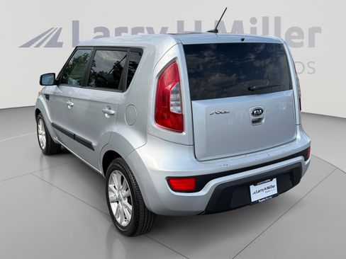 Used 2012 Kia Soul + FWD image 3