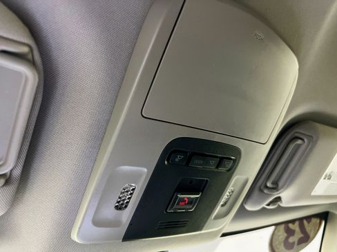 Used 2023 Toyota Camry XLE image 22