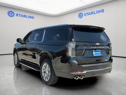 Certified 2025 Chevrolet Suburban Premier RWD image 6