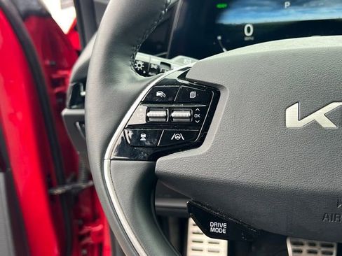 Used 2023 Kia Niro Wave w/ Wave Preserve Package image 23