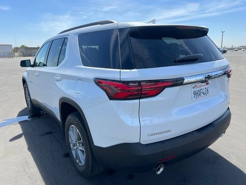 Certified 2023 Chevrolet Traverse LT FWD image 4
