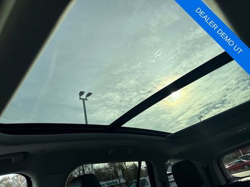 Used 2025 Lincoln Aviator Reserve w/ Jet Appearance Package image 34