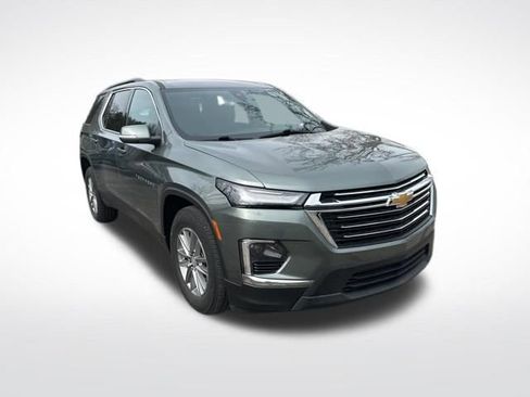 Used 2023 Chevrolet Traverse LT w/ LPO, Floor Liner Package image 8