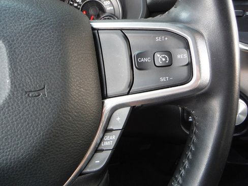 Used 2022 RAM 1500 Laramie AWD/4WD image 57