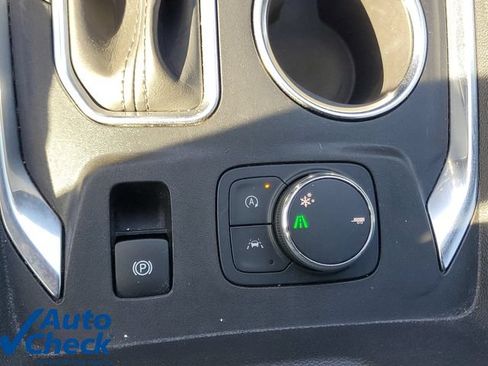 Used 2023 Chevrolet Traverse Premier w/ Redline Edition FWD image 30