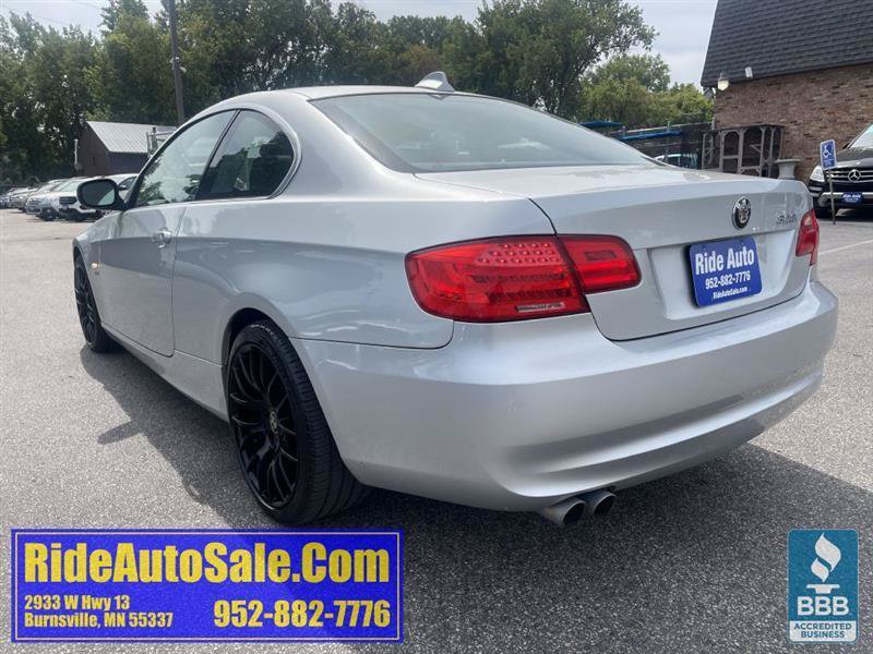 Used 2011 BMW 328i xDrive Coupe AWD/4WD image 7