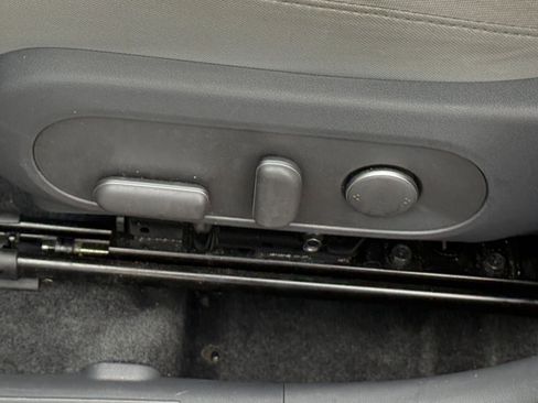 Used 2025 Hyundai Kona SEL image 23