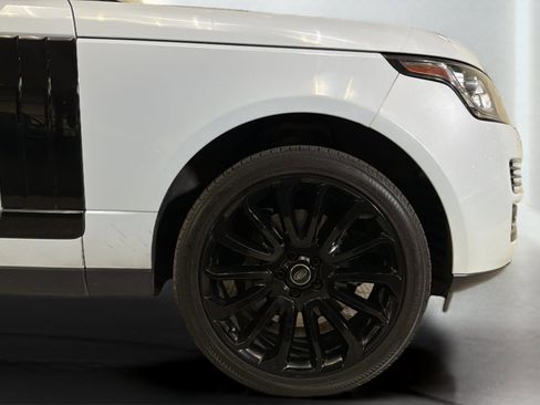Used 2017 Land Rover Range Rover Supercharged AWD/4WD image 34