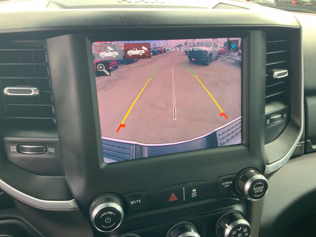 Certified 2020 RAM 2500 Big Horn w/ Night Edition AWD/4WD image 24