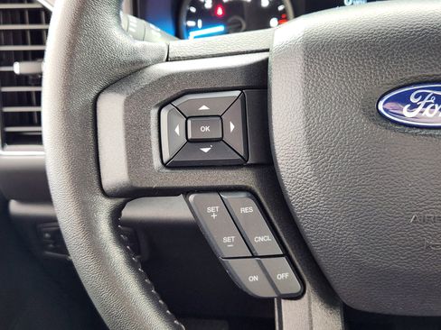 Used 2020 Ford F150 XLT w/ Equipment Group 302A Luxury AWD/4WD image 19