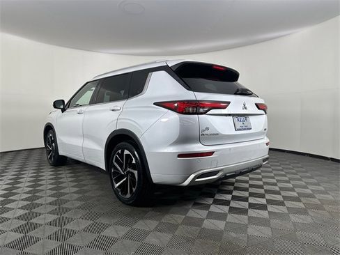 Used 2022 Mitsubishi Outlander SEL image 9