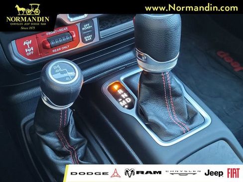 Used 2021 Jeep Wrangler Unlimited Rubicon AWD/4WD image 12