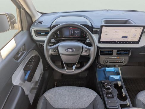 Used 2025 Ford Maverick XLT w/ XLT Luxury Package FWD image 14