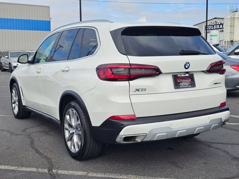 Used 2022 BMW X5 xDrive40i AWD/4WD image 3