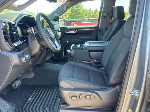 New 2026 GMC Sierra 1500 SLE w/ Preferred Package AWD/4WD image 5