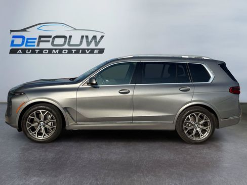 Used 2024 BMW X7 xDrive40i AWD/4WD image 6