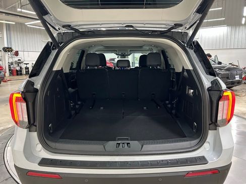 New 2026 Ford Explorer Active w/ Active Comfort Package image 27