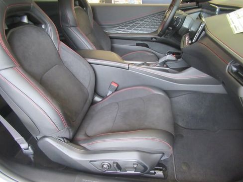 Used 2024 Dodge Charger R/T Scat Pack w/ Plus Group image 11