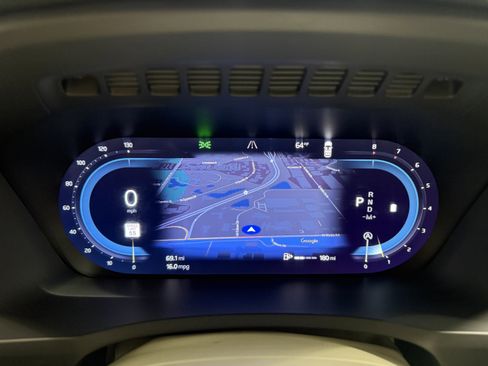 Used 2023 Volvo XC90 B5 Plus w/ Protection Package Premier image 13