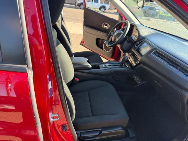Used 2018 Honda HR-V EX image 12