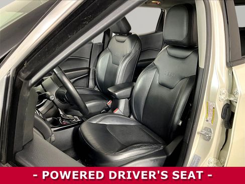 Used 2018 Jeep Compass Limited w/ Navigation Group AWD/4WD image 21