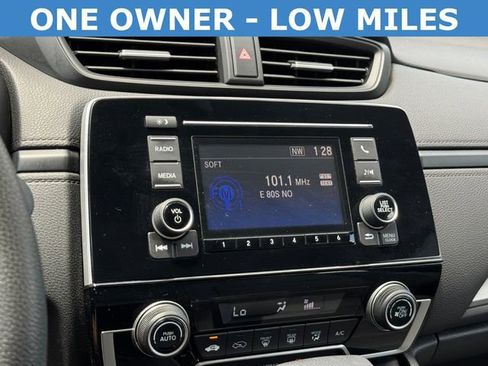 Used 2017 Honda CR-V LX image 16