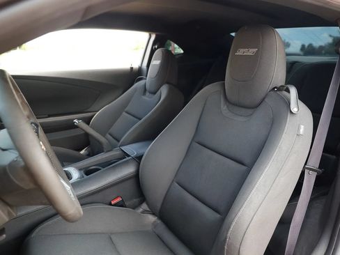 Used 2015 Chevrolet Camaro SS w/ SS Performance Package RWD image 16