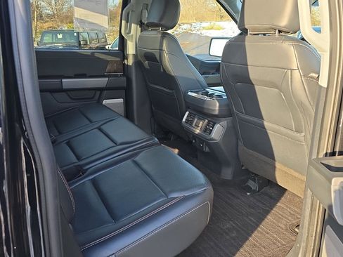 Used 2021 Ford F150 Lariat w/ Equipment Group 501A Mid image 29