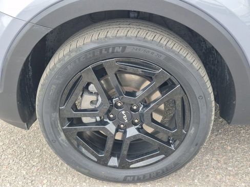 Used 2024 Kia Telluride EX X-Line image 21