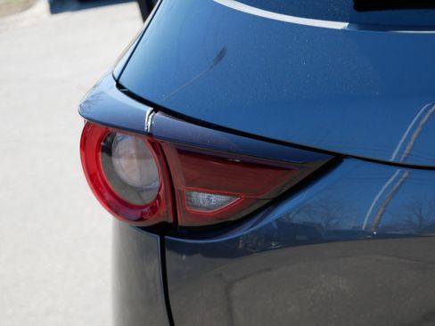 Used 2019 MAZDA CX-5 Touring image 17