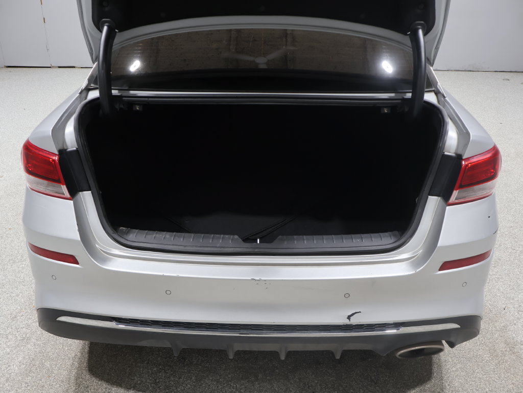 Used 2020 Kia Optima LX FWD image 17