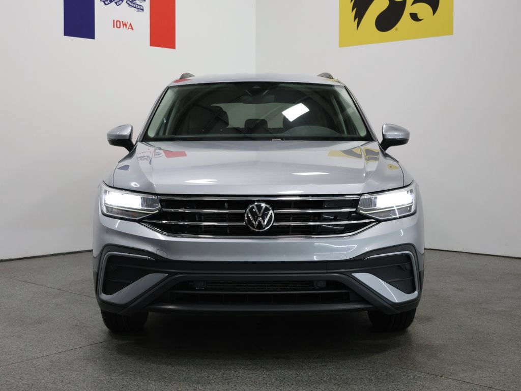 Certified 2023 Volkswagen Tiguan S AWD/4WD image 7