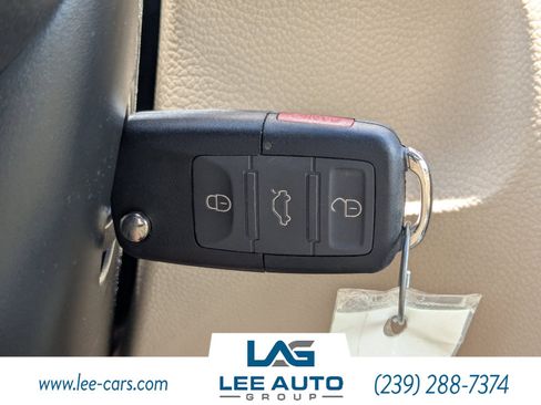 Used 2008 Volkswagen Eos Lux image 26