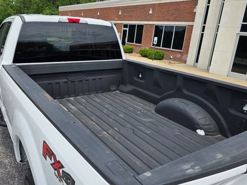 Used 2017 Ford F250 XL w/ Power Equipment Group AWD/4WD image 10