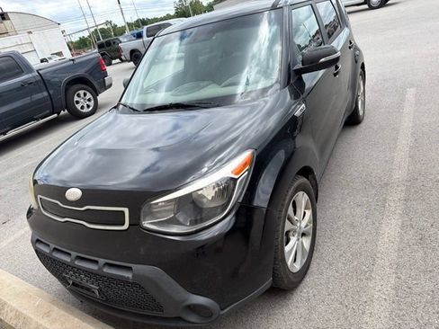 Used 2014 Kia Soul + w/ Audio Package FWD image 3