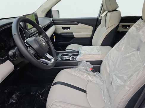 New 2026 Honda Pilot Touring image 22
