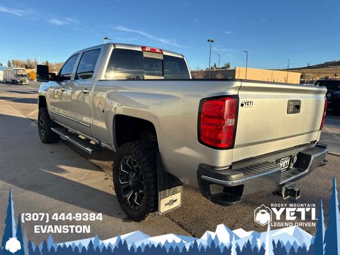 Used 2018 Chevrolet Silverado 2500 LTZ image 5