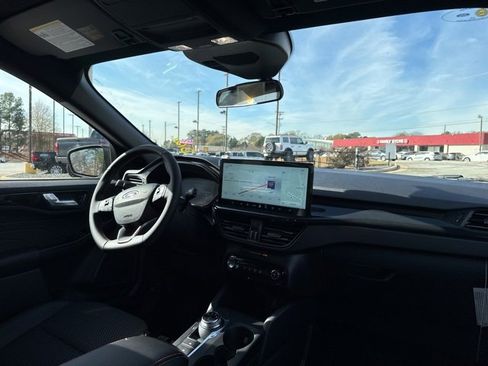 New 2026 Ford Escape ST-Line w/ Tech Pack #1 image 17