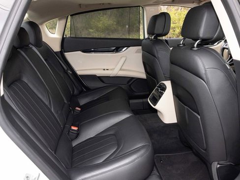 Used 2022 Maserati Quattroporte Modena image 55