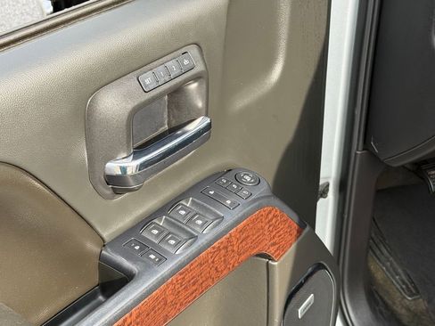 Used 2016 GMC Sierra 1500 SLT w/ Texas SLT Premium Package image 26