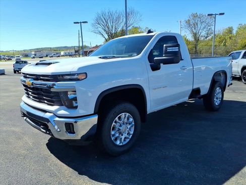 Used 2025 Chevrolet Silverado 2500 LT w/ Convenience Package AWD/4WD image 1